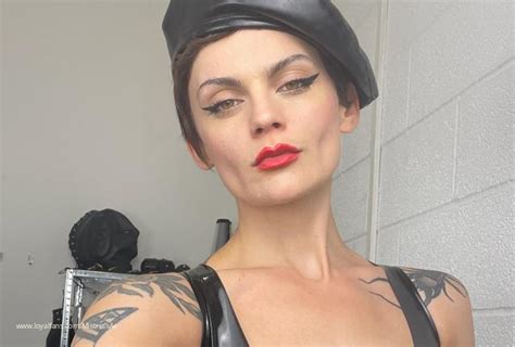 Mistress Ae Porn Tube Videos (206) 